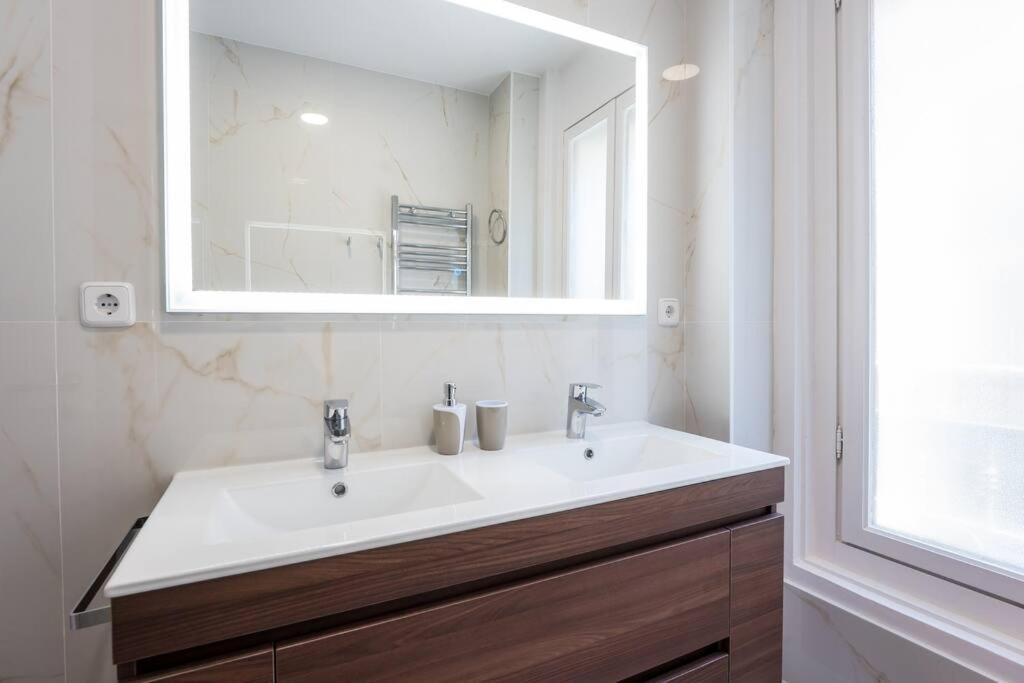 Sol & Gran Via: Experiencia De Diseno Y Comodidad. مدريد المظهر الخارجي الصورة